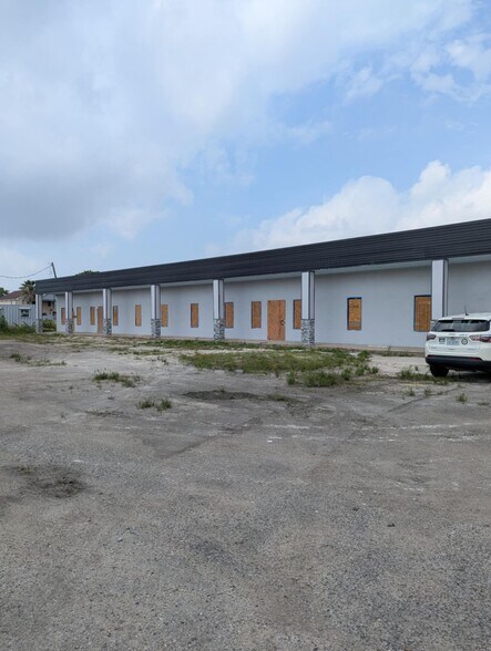 Primary Photo Of 13502 Almeda Road, Houston Freestanding For Lease