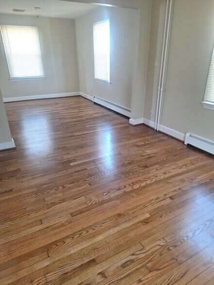 More Photos Of 329 Kenmore Ave, Bel Air Freestanding For Lease