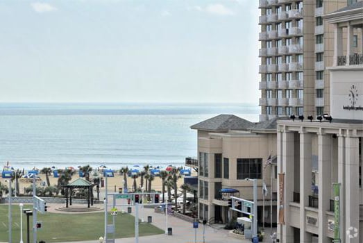 More Photos Of 332 Laskin Rd, Virginia Beach Apartments For Lease