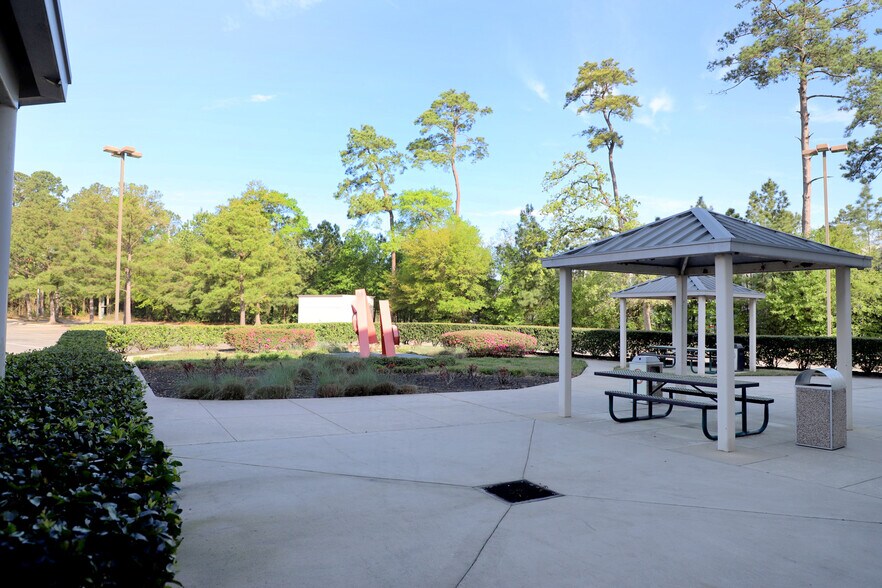 More Photos Of 4101 Interwood N Pky, Houston Medical For Lease