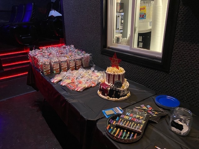 More Photos Of 6550 Parkland Ave, Cincinnati Movie Theatre For Sale