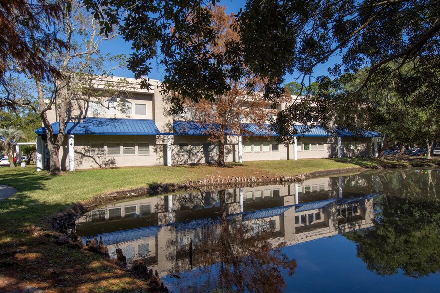 More Photos Of 4237 Salisbury Rd, Jacksonville Office For Lease