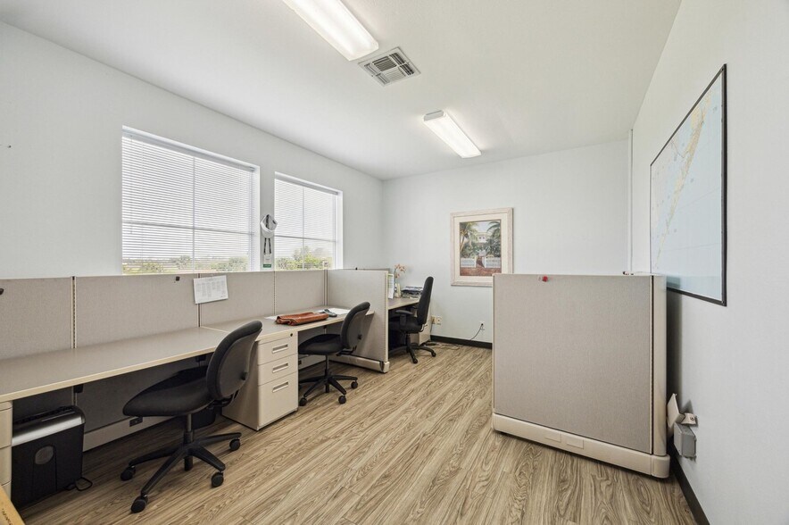 More Photos Of 13450 Termini San Luis Pass Rd, Galveston Office For Sale