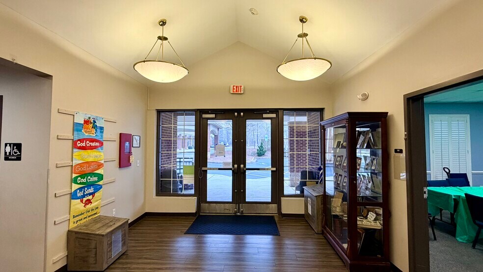 More Photos Of 9113 Blair Rd, Mint Hill Specialty For Lease