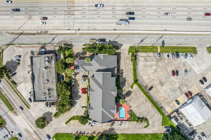 More Photos Of 17550 Northwest Fwy, Houston Hotel For Sale