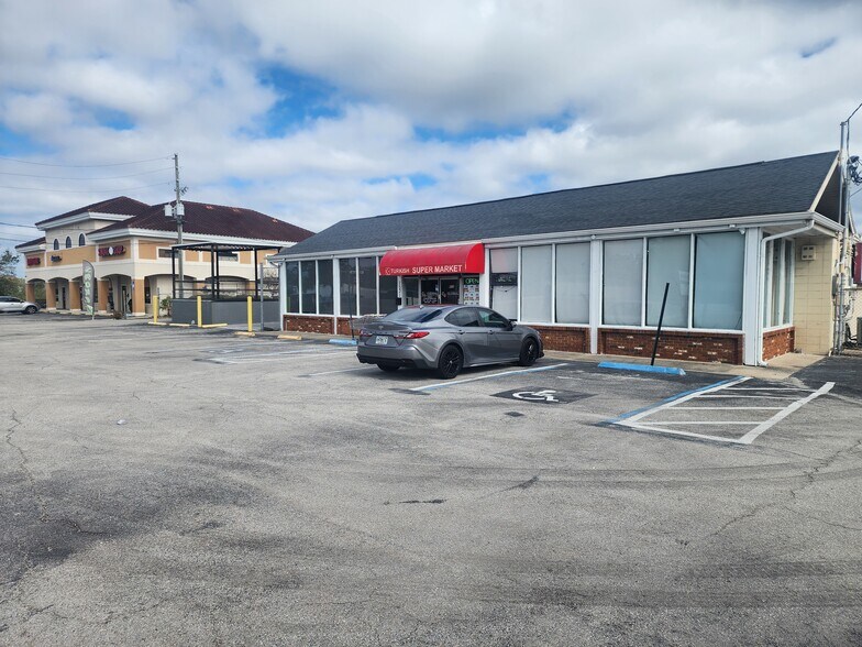 Primary Photo Of 1531 E Altamonte Dr, Casselberry Freestanding For Lease