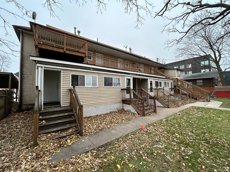 More Photos Of 1137 26th St, Des Moines Apartments For Sale