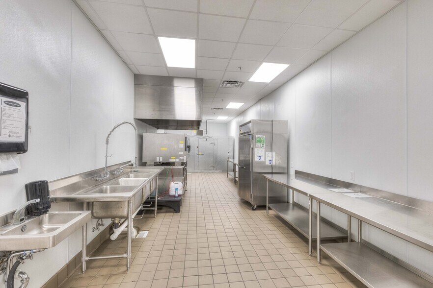 More Photos Of 9100 Hwy 290 E, Austin Research And Development For Sale