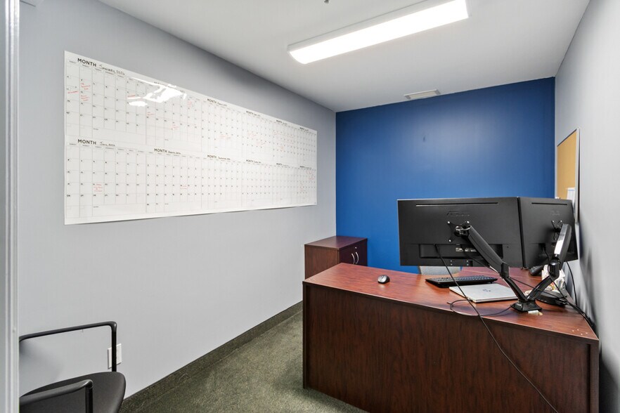 More Photos Of 588 Edward Ave, Richmond Hill Light Distribution For Sale