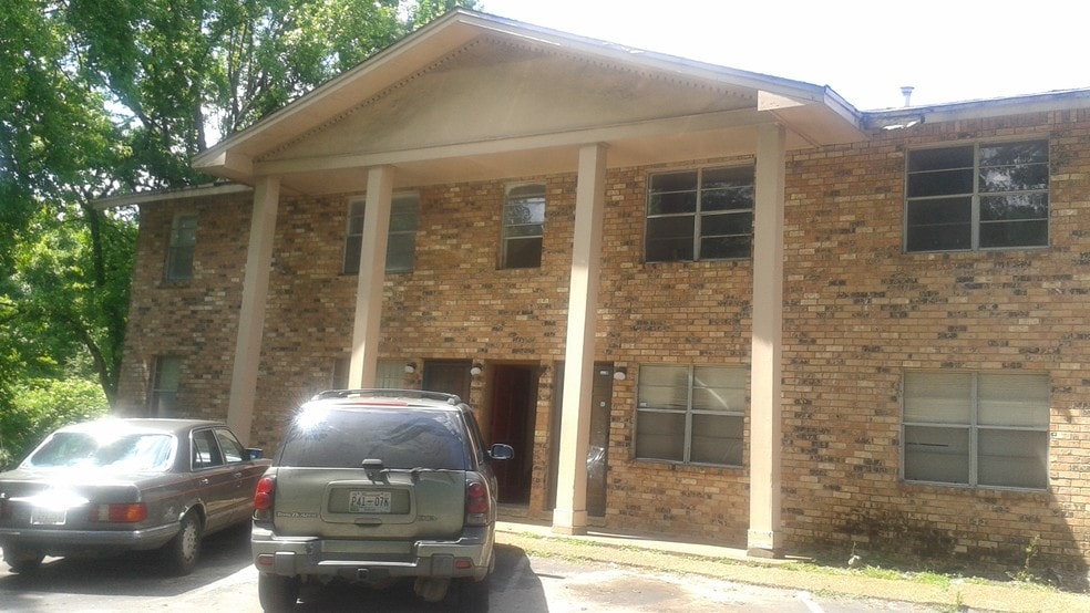 More Photos Of 3081 St. Charles Dr, Memphis Apartments For Sale