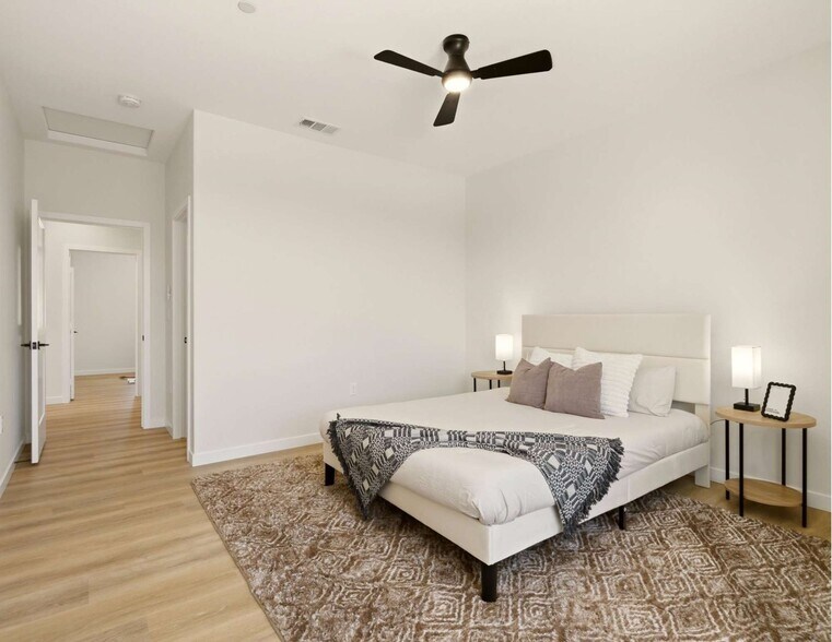 More Photos Of 5852 Norwood Ave, Riverside Multifamily For Sale