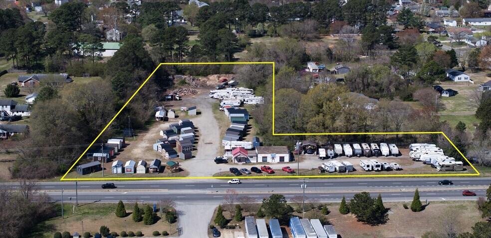 More Photos Of 3736 George Washington Memorial Hwy, Hayes General Retail For Sale