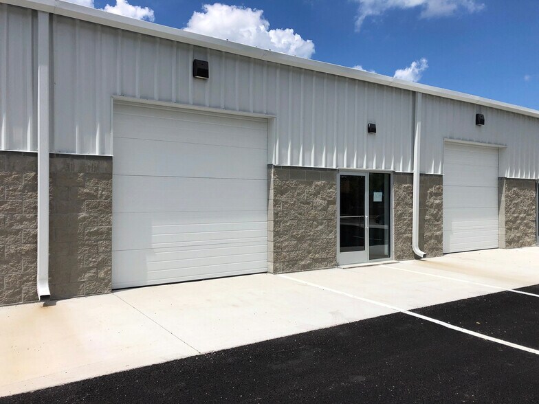 More Photos Of 4912 Rutherford Rd, Virginia Beach Flex For Lease