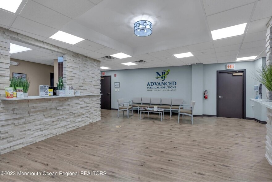 More Photos Of 222 Schanck Rd, Freehold Medical For Lease