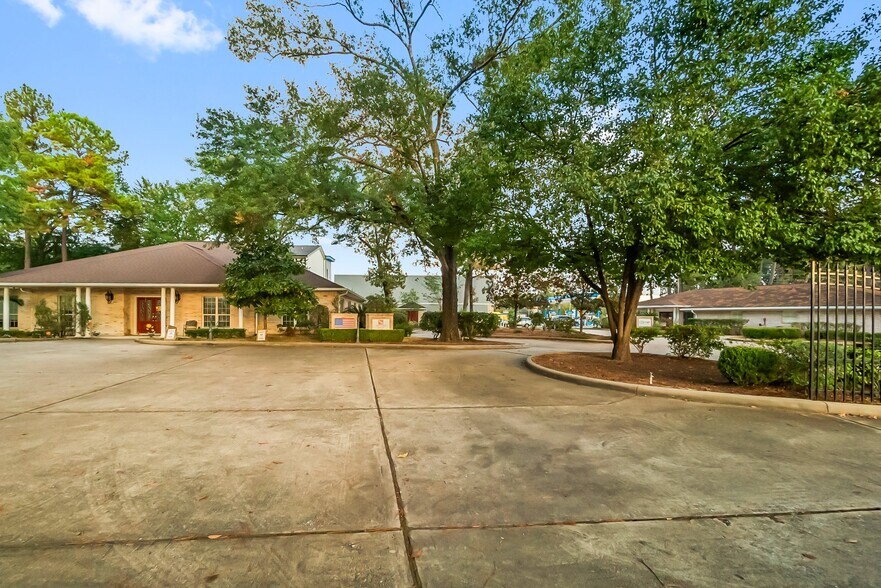 More Photos Of 1824 Sawdust Rd, The Woodlands Medical For Sale