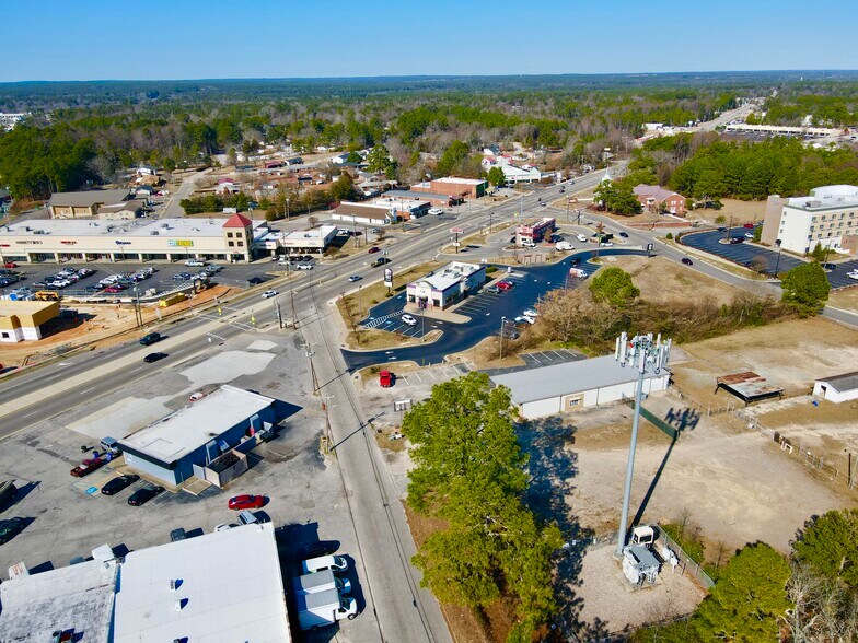 More Photos Of 110 N Fourth St, Spring Lake Light Manufacturing For Lease