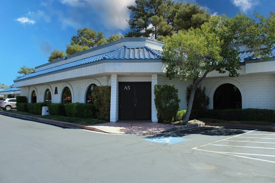 More Photos Of 601 S Rancho Dr, Las Vegas Medical For Sale