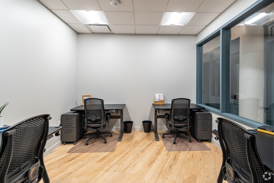 More Photos Of 603 Munger Ave, Dallas Office For Lease