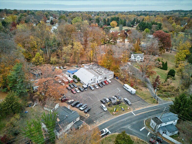 More Photos Of 522 Bustleton Pike, Churchville Auto Repair For Sale