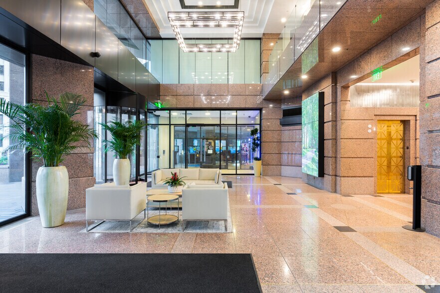 More Photos Of 201 S Main St, Salt Lake City Office For Lease