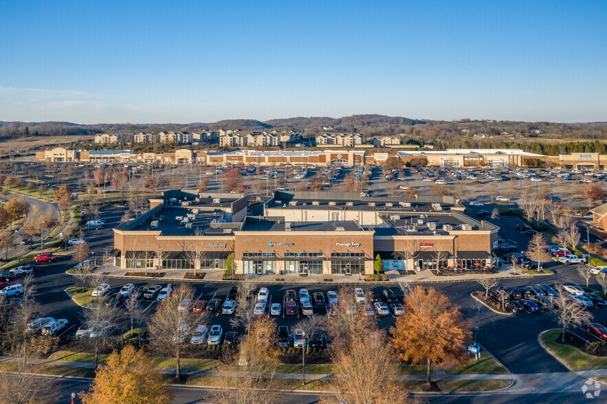 More Photos Of 1050 Glenbrook Way, Hendersonville Storefront For Lease
