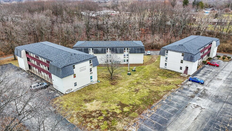 More Photos Of 1740 S Fairview Ave, Decatur Apartments For Sale