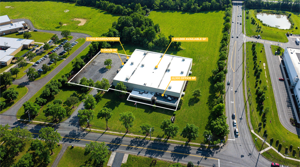 More Photos Of 2605 Kuser Rd, Hamilton Service For Lease