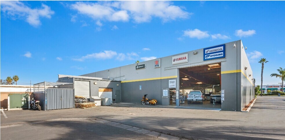 More Photos Of 476 Broadway, Chula Vista Freestanding For Sale