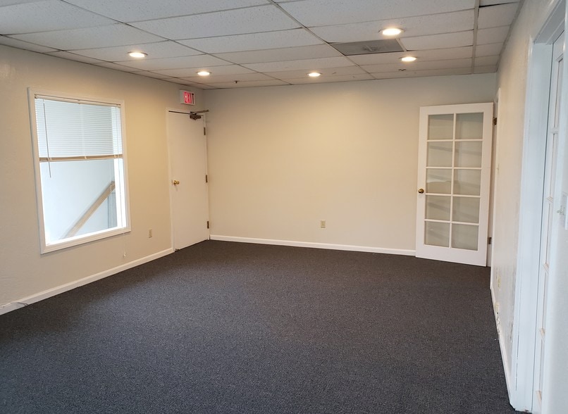 More Photos Of 1090 Adams St, Benicia Loft Creative Space For Lease