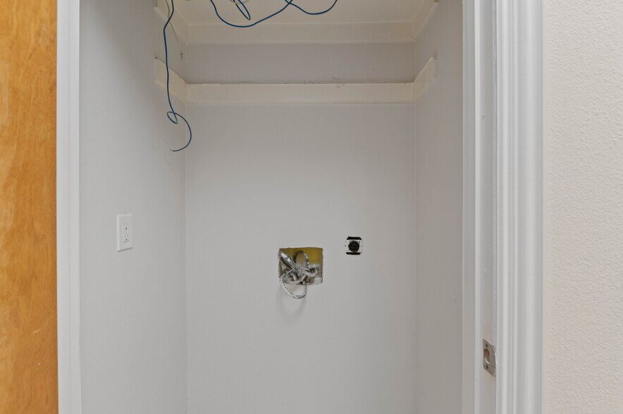 More Photos Of 3605 Interstate 30, Mesquite Medical For Lease