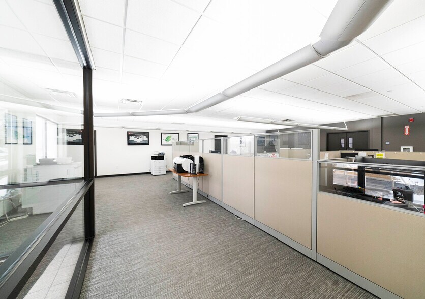 More Photos Of 4812 McMurry Ave, Fort Collins Light Manufacturing For Lease