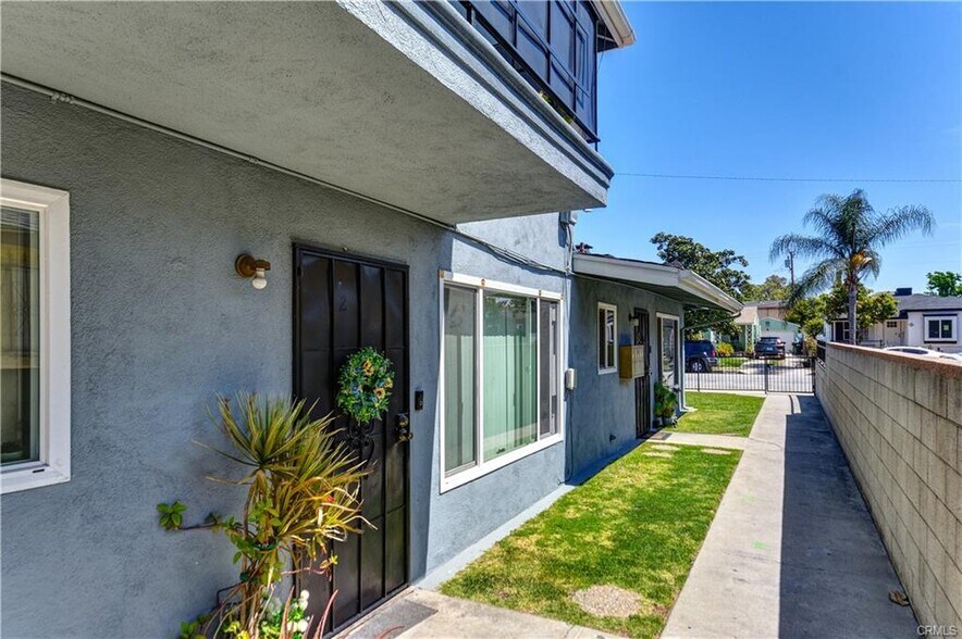 More Photos Of 133 N 2nd St, Montebello Apartments For Sale