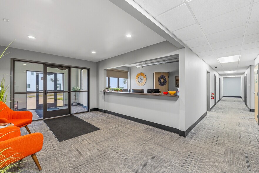 More Photos Of 424 E Oshkosh St, Ripon Manufacturing For Sale