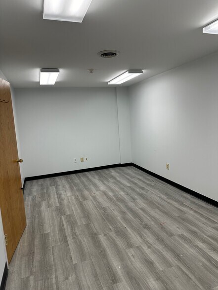 More Photos Of 1300 Research Park Dr, Beavercreek Office For Lease