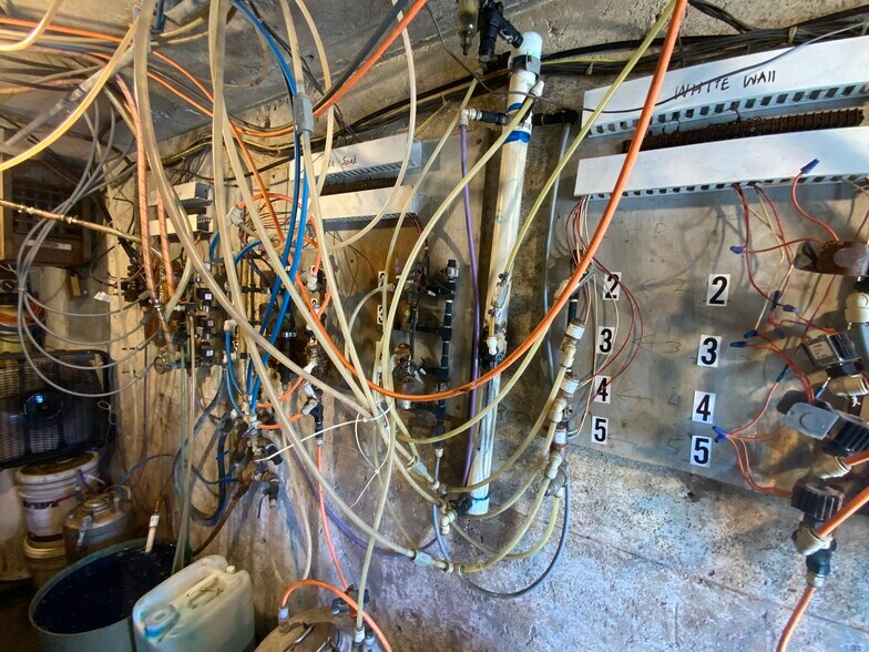 More Photos Of 7822 Troost Ave, Kansas City Carwash For Sale