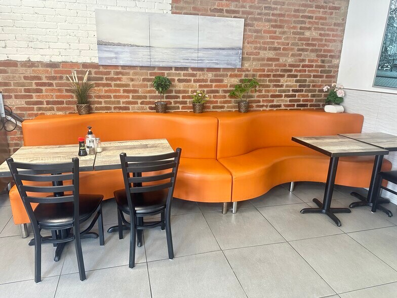 More Photos Of 838 Farmington Ave, Bristol Fast Food For Sale