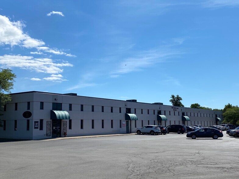 Primary Photo Of 3495 Winton Pl, Rochester Flex For Lease