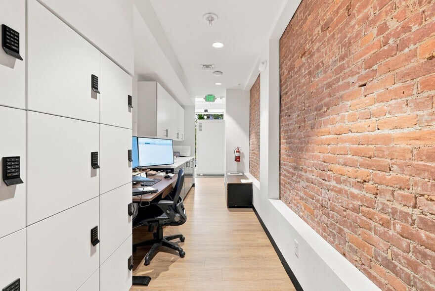 More Photos Of 510 W Riverside Ave, Spokane Office For Lease