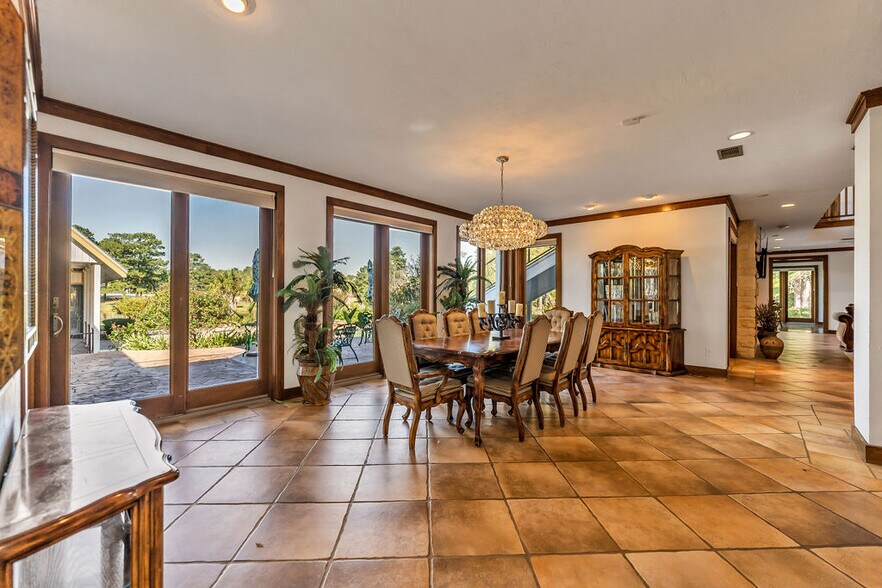 More Photos Of 43 Pool Rd, Richards Specialty For Sale
