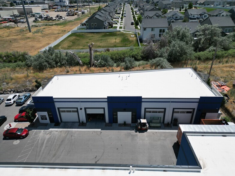 More Photos Of 14647-14735 S 855 W, Bluffdale Warehouse For Sale