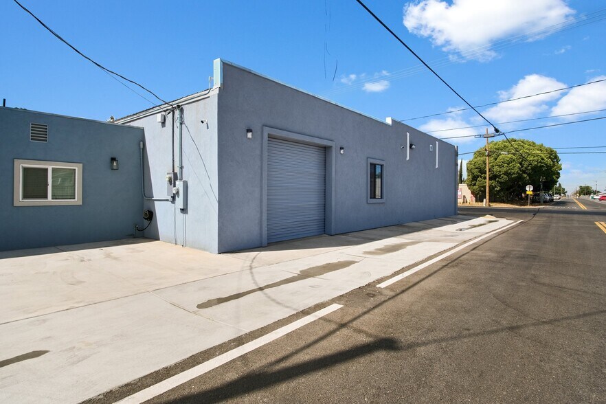 More Photos Of 7490 Lander Ave, Hilmar Office Residential For Sale