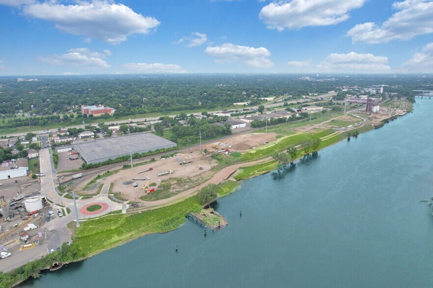 More Photos Of 3360 N 1st St, Minneapolis Unknown For Lease