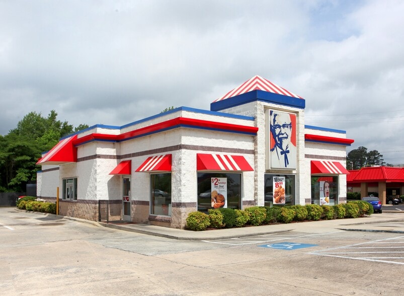 Primary Photo Of 1815 Ashville Rd, Leeds Fast Food For Lease