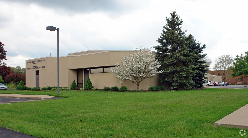 More Photos Of 75 Glamorgan St, Alliance Medical For Sale