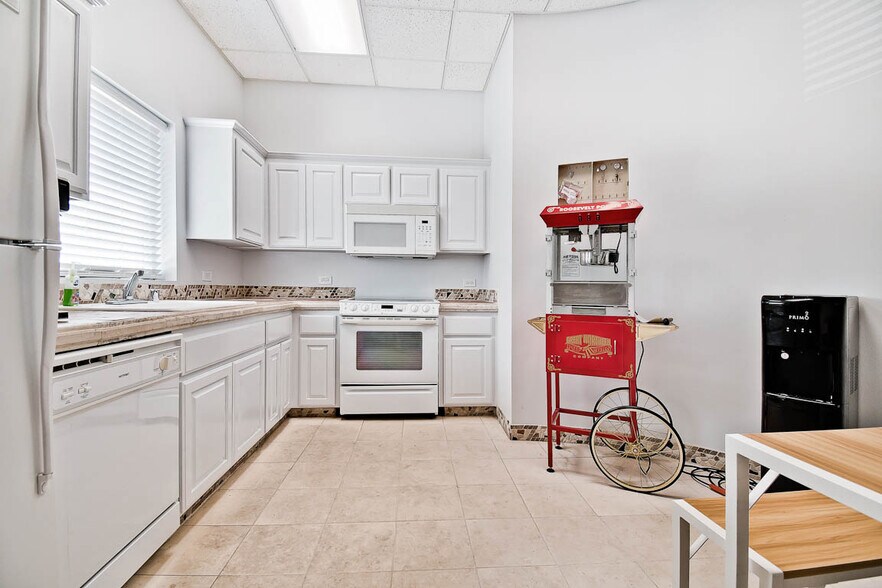 More Photos Of 1700 Industrial Drive, Rogers Office For Lease