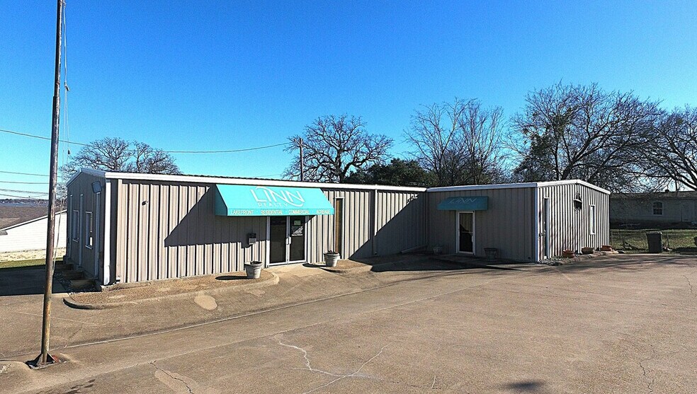 More Photos Of 1001 E Cedar Creek Pky, Seven Points Office For Sale