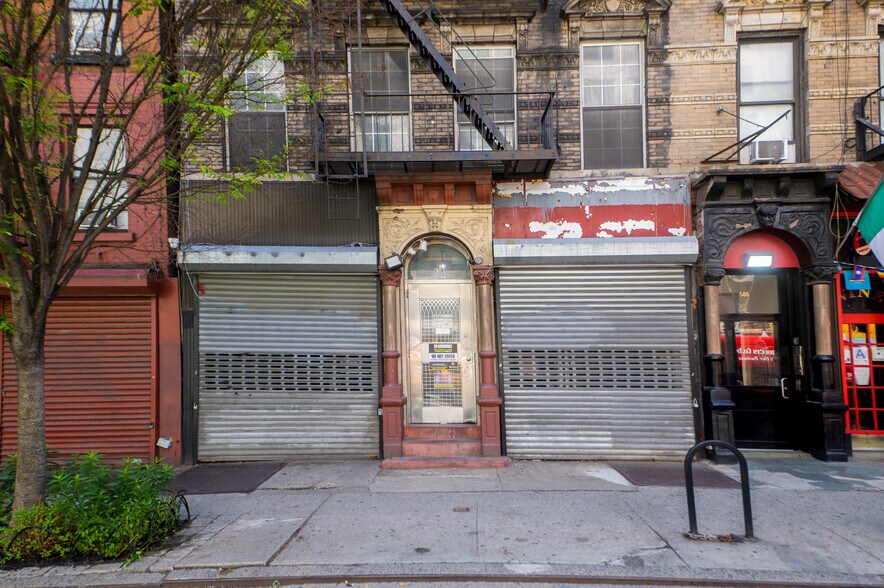 More Photos Of 510 Ninth Ave, New York Apartments For Lease