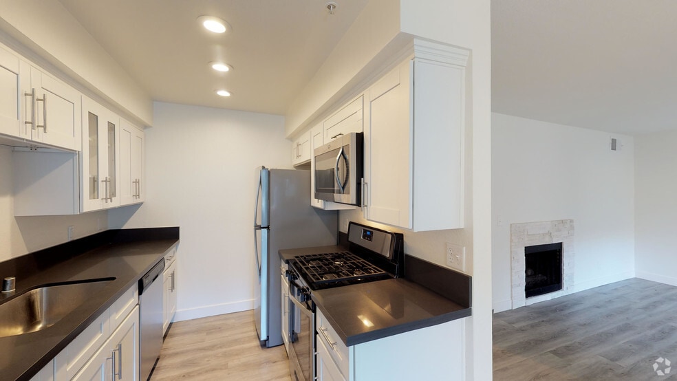More Photos Of 8815 Cynthia St, West Hollywood Apartments For Sale