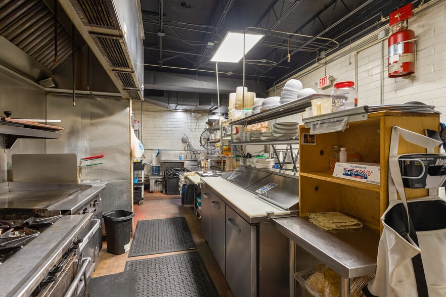 More Photos Of 202 Tombstone Canyon, Bisbee Restaurant For Sale