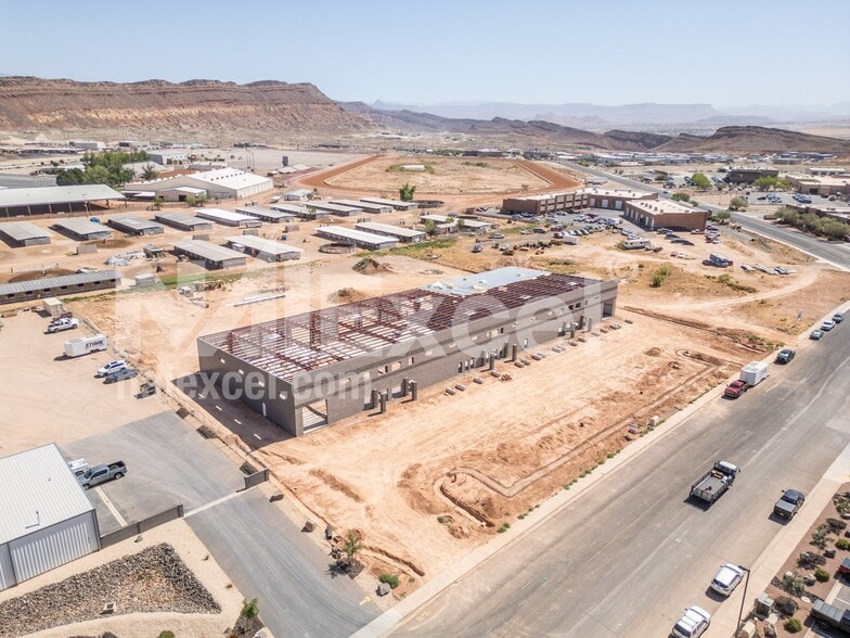 Primary Photo Of 5564 720 S, Hurricane Warehouse For Lease